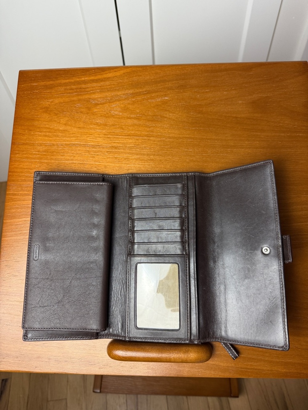 Vintage Coach Y2K soho trifold leather wallet stitch detail silver buckle - Picture 6 of 16